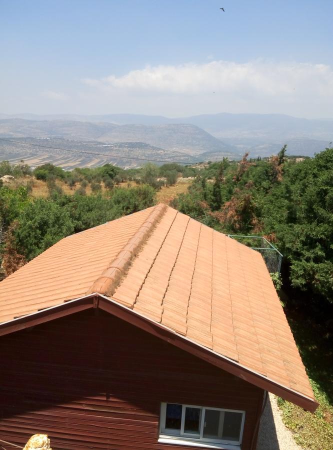 Cabin In The View Villa Hararit Exterior photo